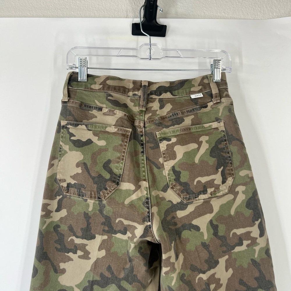 Daze Denim Far Out High Waist Wide Leg Jeans Camo - Picture 7 of 8